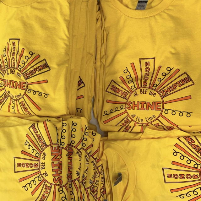 BEE Shine Club T-Shirt